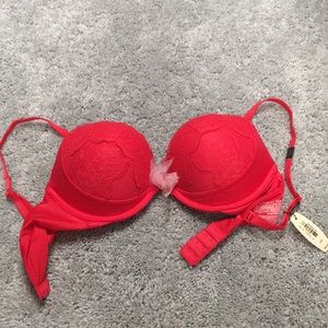 Victoria’s Secret bra
